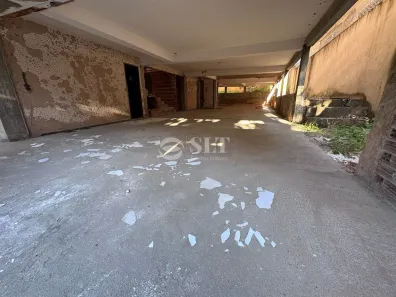 Loja / Salão / Ponto Comercial com 5 Quartos à venda, 375m² no Tirol, Natal