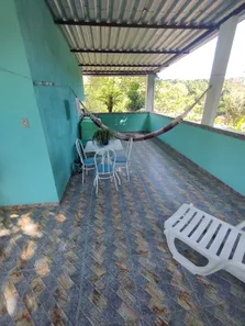 Fazenda / Sítio / Chácara com 3 Quartos à venda, 200m² no Mantiquira, Duque de Caxias