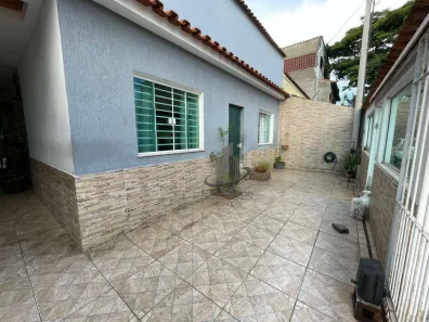 Casa de Condomínio com 3 Quartos à venda, 54m² no Barreira Cravo, Volta Redonda