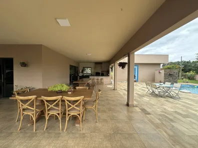 Fazenda / Sítio / Chácara com 4 Quartos à venda, 250m² no Itaúna, Ibiporã