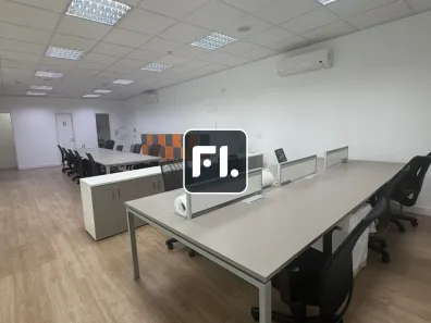 Conjunto Comercial / Sala para alugar, 135m² no Vila Cordeiro, São Paulo
