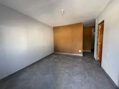 Casa com 2 Quartos para alugar, 200m² no Moquetá, Nova Iguaçu