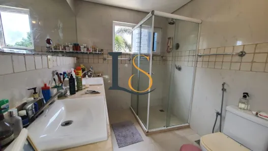 Sobrado com 5 Quartos à venda, 420m² no Recreio Ipitanga, Lauro de Freitas