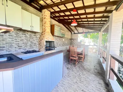 Casa com 4 Quartos para venda ou aluguel, 220m² no Buraquinho, Lauro de Freitas