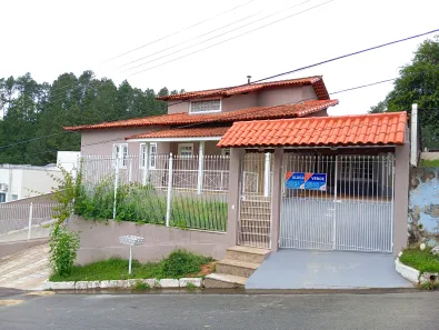 Casa de Condomínio com 4 Quartos à venda, 285m² no Mirante das Agulhas, Resende