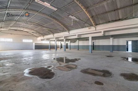 Galpão / Depósito / Armazém para venda ou aluguel, 1000m² no Jardim Nossa Senhora das Gracas, Campina Grande do Sul