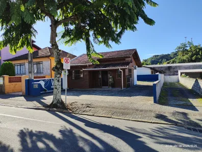 Conjunto Comercial / Sala à venda, 63m² no Centro, São Francisco do Sul