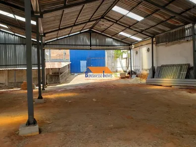 Galpão / Depósito / Armazém à venda, 550m² no Nova Cachoeirinha, Belo Horizonte