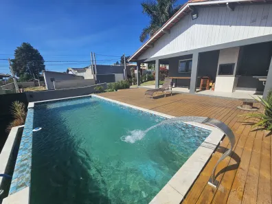 Fazenda / Sítio / Chácara com 3 Quartos à venda, 800m² no , Mairinque