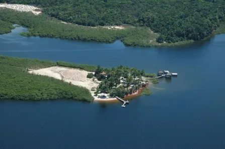 Casa Comercial com 4 Quartos à venda, 900m² no , Saubara