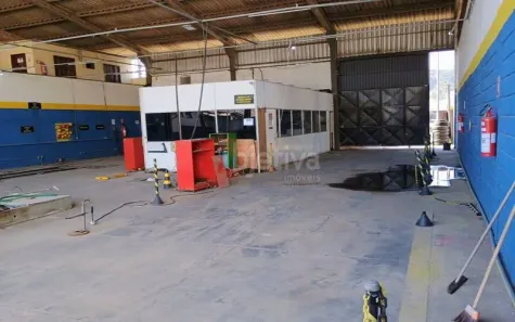 Galpão / Depósito / Armazém para alugar, 150m² no Campo Redondo, São Pedro da Aldeia