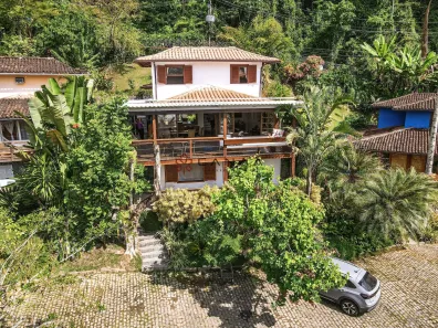 Casa de Condomínio com 4 Quartos à venda, 200m² no Retiro (Cunhambebe), Angra dos Reis