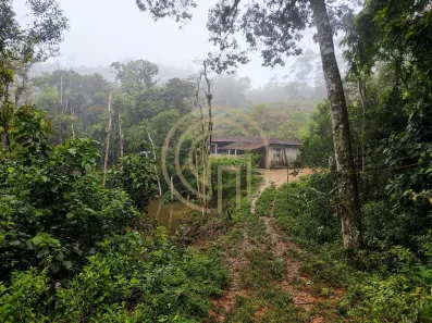 Fazenda / Sítio / Chácara com 3 Quartos à venda, 10000m² no Centro, Embu-Guaçu