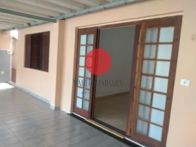 Casa com 3 Quartos para alugar, 110m² no Jardim Belval, Barueri