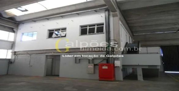 Galpão / Depósito / Armazém para alugar, 3600m² no Jardim Fátima, Guarulhos