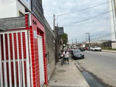 Conjunto Comercial / Sala para alugar, 300m² no Jardim Monte Cristo, Suzano