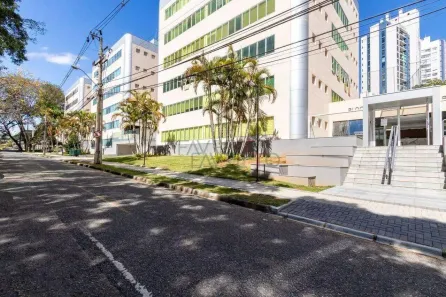 Conjunto Comercial / Sala para alugar, 56m² no Mossunguê, Curitiba