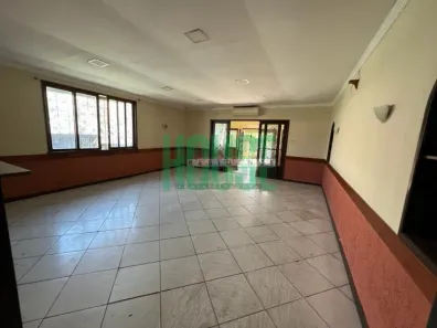 Loja / Salão / Ponto Comercial à venda, 460m² no Agriões, Teresópolis