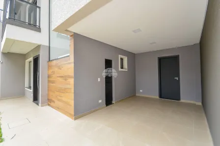 Sobrado com 3 Quartos à venda, 194m² no São Lourenço, Curitiba