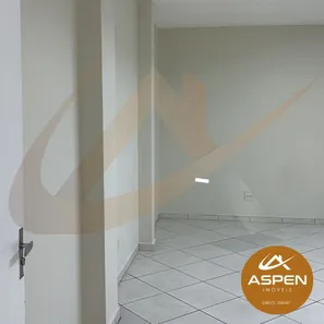 Loja / Salão / Ponto Comercial para alugar, 110m² no Centro, Arapongas