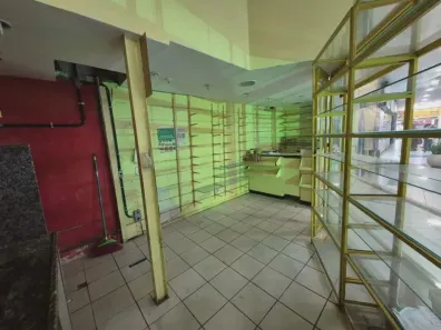 Loja / Salão / Ponto Comercial para venda ou aluguel, 26m² no Centro, Nilópolis