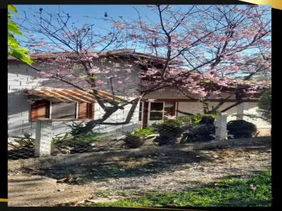 Fazenda / Sítio / Chácara com 3 Quartos à venda, 160m² no jundiaquara, Araçoiaba da Serra