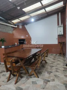 Sobrado com 3 Quartos à venda, 222m² no Guabirotuba, Curitiba