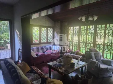 Casa de Condomínio com 4 Quartos à venda, 270m² no Parque do Imbui, Teresópolis