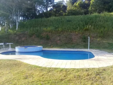 Fazenda / Sítio / Chácara com 3 Quartos à venda, 4776m² no Centro, Juquitiba