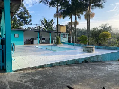 Fazenda / Sítio / Chácara com 6 Quartos à venda, 4000m² no Dos Borges, Embu-Guaçu