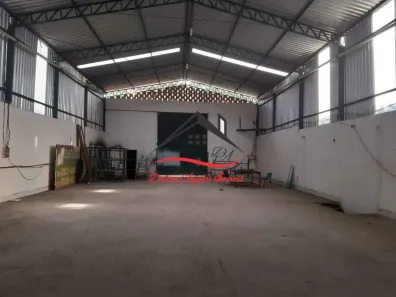 Galpão / Depósito / Armazém à venda, 400m² no Vale das Acácias, Ribeirão das Neves
