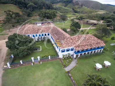 Fazenda / Sítio / Chácara com 11 Quartos à venda, 242000m² no Dorândia, Barra do Piraí