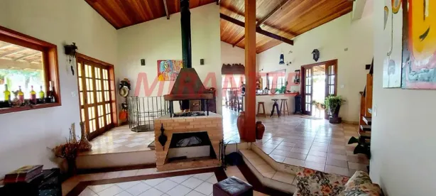 Fazenda / Sítio / Chácara com 5 Quartos à venda, 3000m² no Jardim dos Ipes, Mairinque
