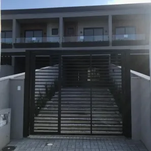 Sobrado com 3 Quartos à venda, 114m² no São Marcos, Joinville