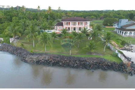 Casa com 7 Quartos à venda, 1054m² no Una, Una