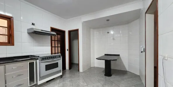 Sobrado com 4 Quartos para alugar, 256m² no Nova Petrópolis, São Bernardo do Campo