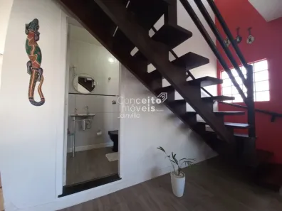 Sobrado com 3 Quartos à venda, 215m² no Vila Nova, Joinville