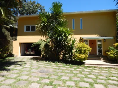 Casa Comercial com 5 Quartos para alugar, 467m² no Quitandinha, Petrópolis