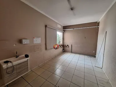 Casa Comercial com 3 Quartos para alugar, 224m² no Centro, Americana