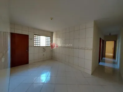 Casa com 3 Quartos para alugar, 99m² no Jardim Paris III, Maringá