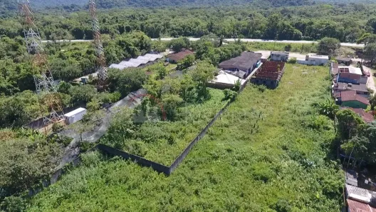 Galpão / Depósito / Armazém à venda, 700m² no Camburi, São Sebastião