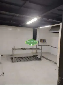 Galpão / Depósito / Armazém para alugar, 583m² no Embaré, Santos