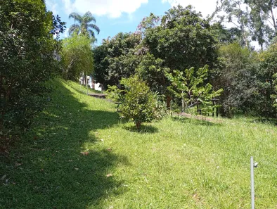 Casa com 3 Quartos para venda ou aluguel, 397m² no Chácara dos Junqueiras, Carapicuíba
