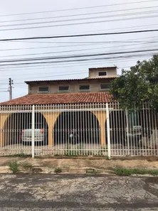 Sobrado com 9 Quartos à venda, 400m² no Guará II, Brasília