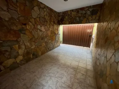 Casa com 9 Quartos para alugar, 240m² no Guadalajara (Justinópolis), Ribeirão das Neves