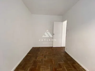 Apartamento com 2 Quartos à venda, 50m² no Irajá, Rio de Janeiro