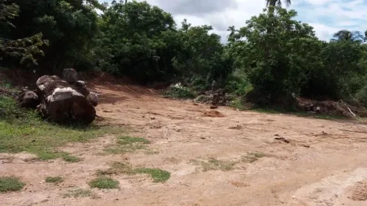 Terreno / Lote / Condomínio à venda, 1000m² no Centro, Camaçari