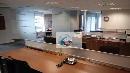 Conjunto Comercial / Sala para alugar, 136m² no Cidade Monções, São Paulo
