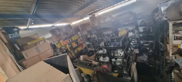 Garagem à venda, 400m² no Pirajá, Salvador