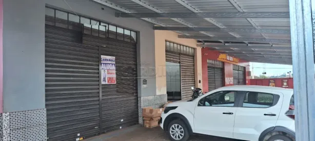 Loja / Salão / Ponto Comercial para alugar, 80m² no Jardim das Paineiras, Araraquara